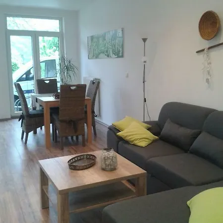 Schenden Apartment *